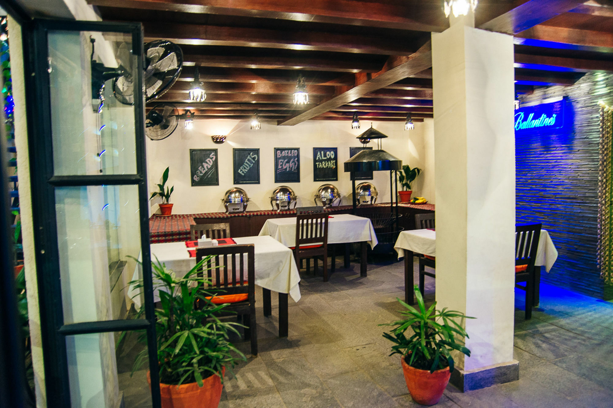 Hotel Highlander, Thamel Catmandu Exterior foto